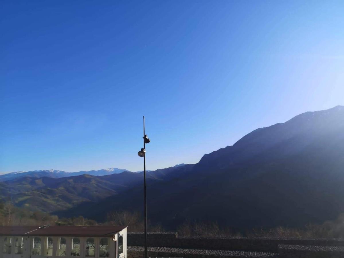 Hotel Mirador Del Angliru Eboutique Riosa Eksteriør billede